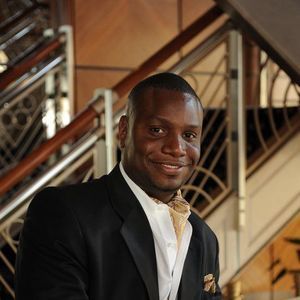 Meet your Posher, Rayfield